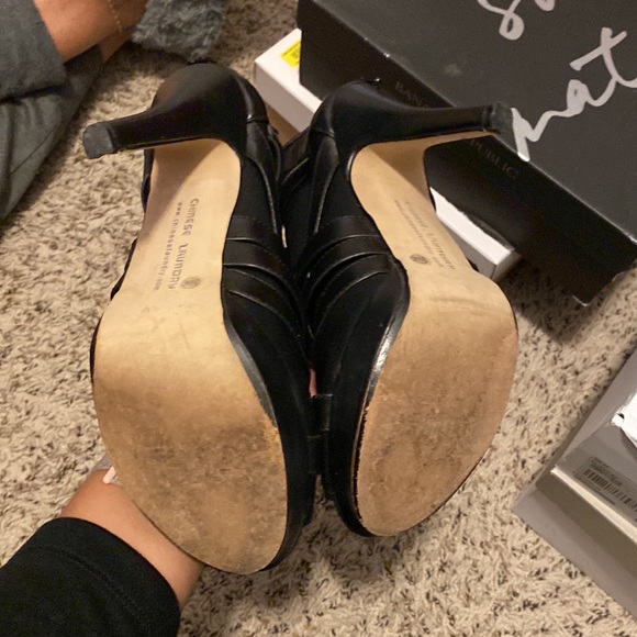 Chinese Laundry, black 3 inch heels - Picture 3 of 3